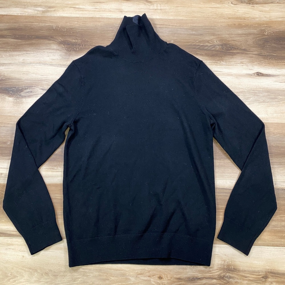 Club Monaco Turtleneck Mens Small Minimalist 100% Wool Slim Fit Black Sweater
